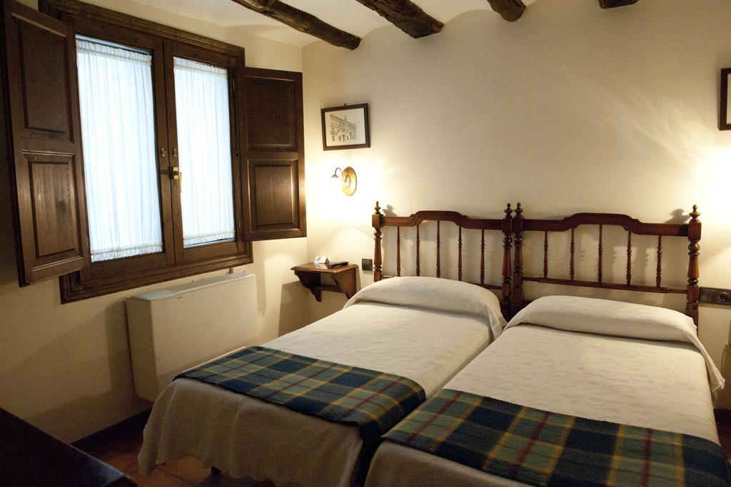 Hostal Santa Agueda Tarazona Room photo