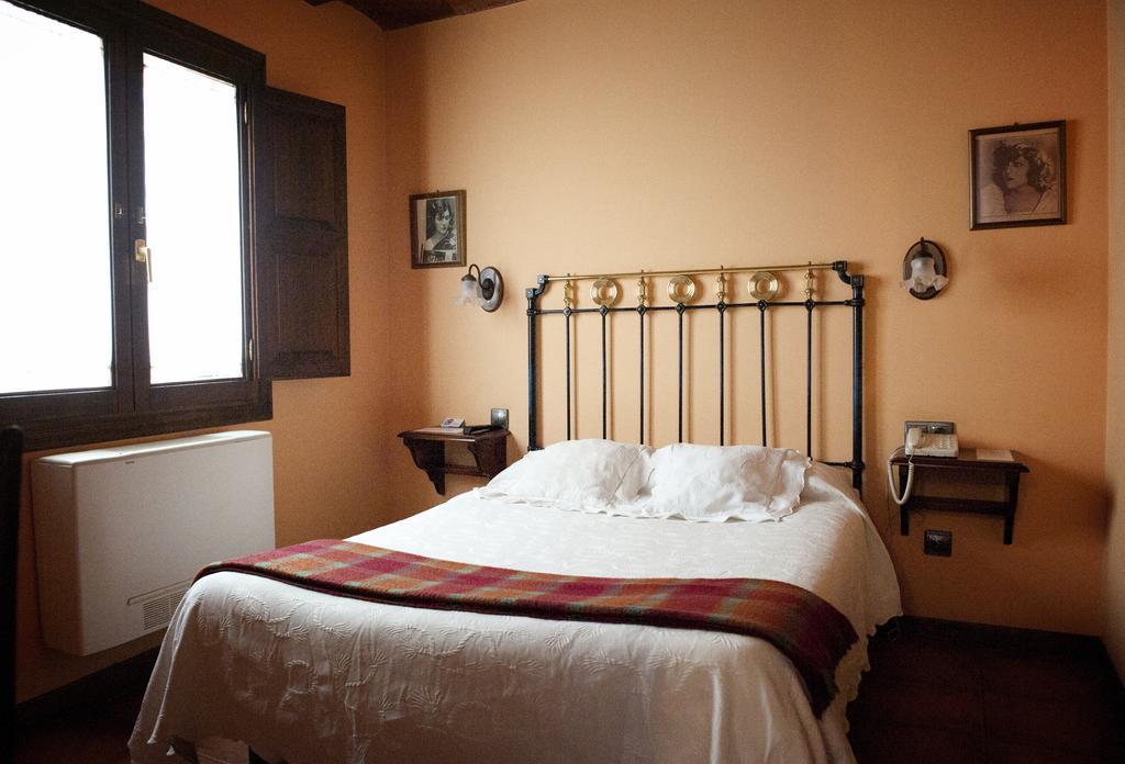 Hostal Santa Agueda Tarazona Room photo