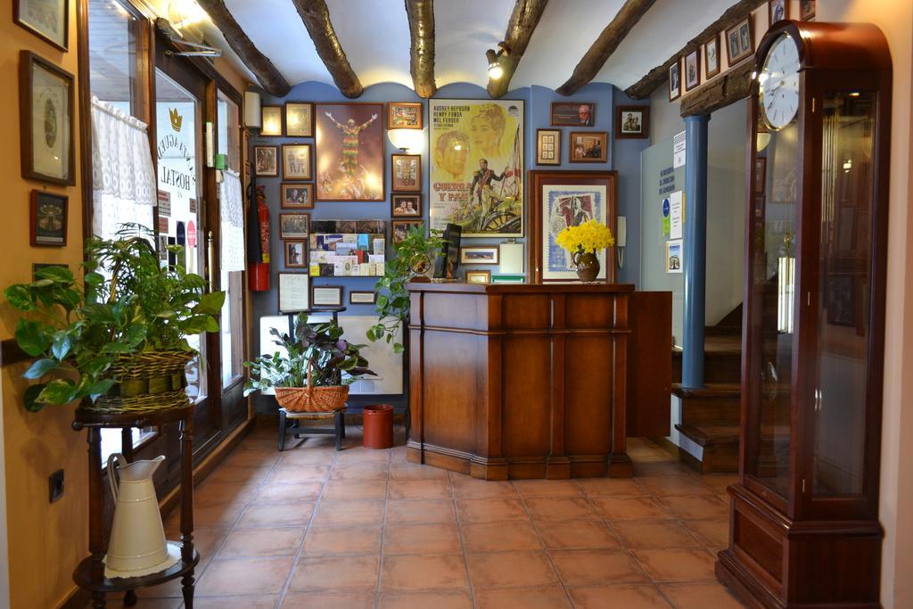 Hostal Santa Agueda Tarazona Exterior photo